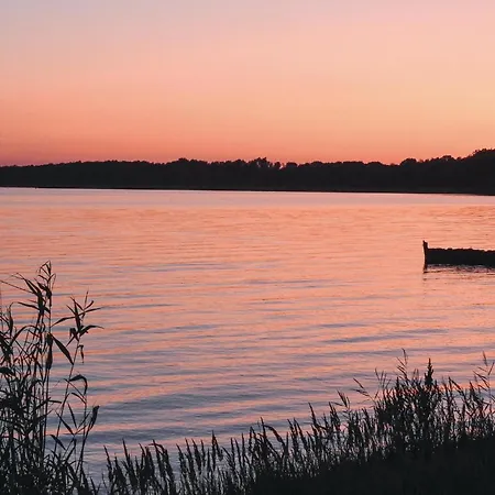 Nyaraló Reetdachhaus 27 Auf Usedom Kutzow